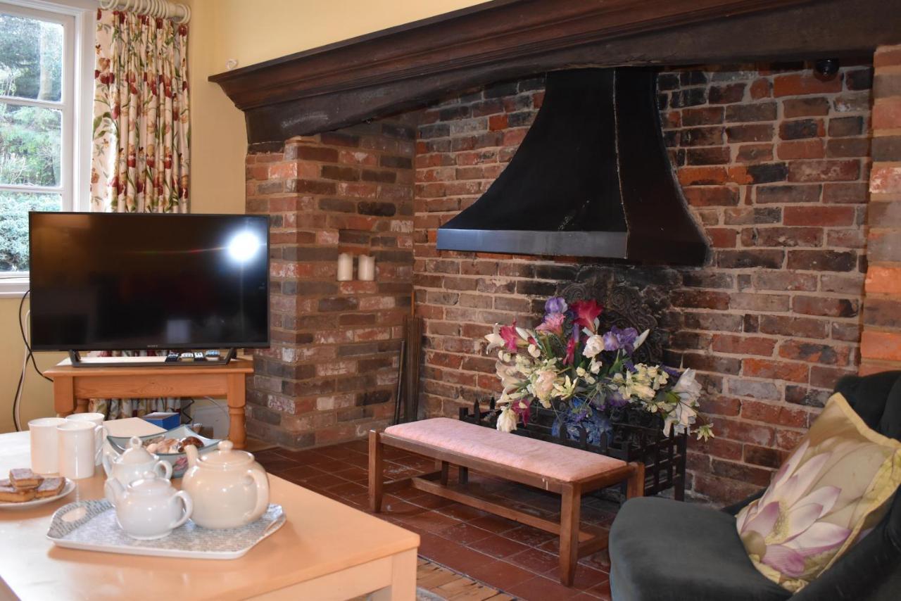 Whitefriars, Rye - Central Location With Parking For 3 Cars - Large Family Home Exterior photo